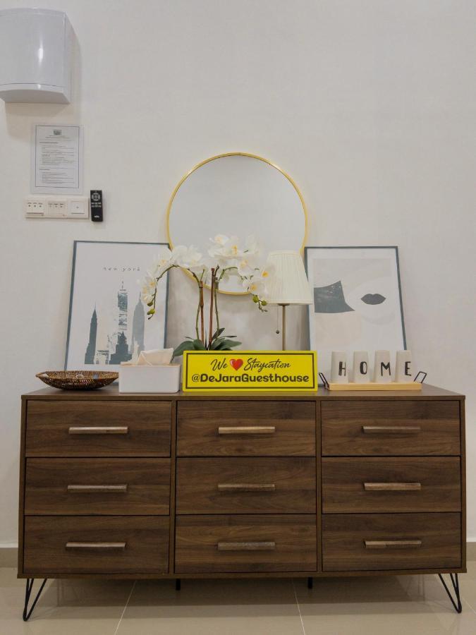 De Jara Guesthouse Dungun For Malay ภายนอก รูปภาพ